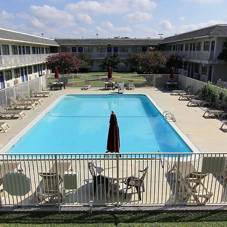 Motel 6-Austin, Tx - North Buitenkant foto