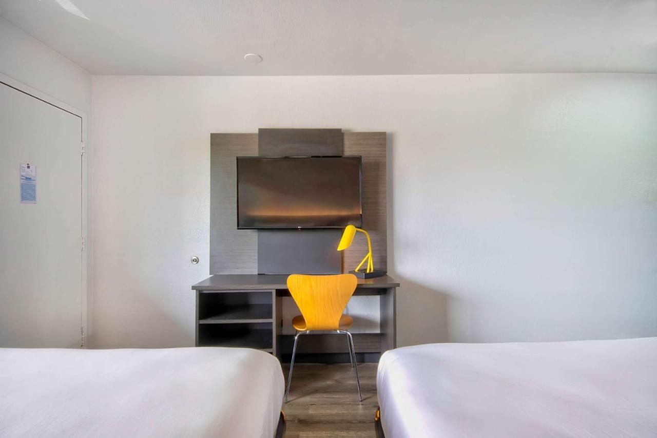 Motel 6-Austin, Tx - North Buitenkant foto