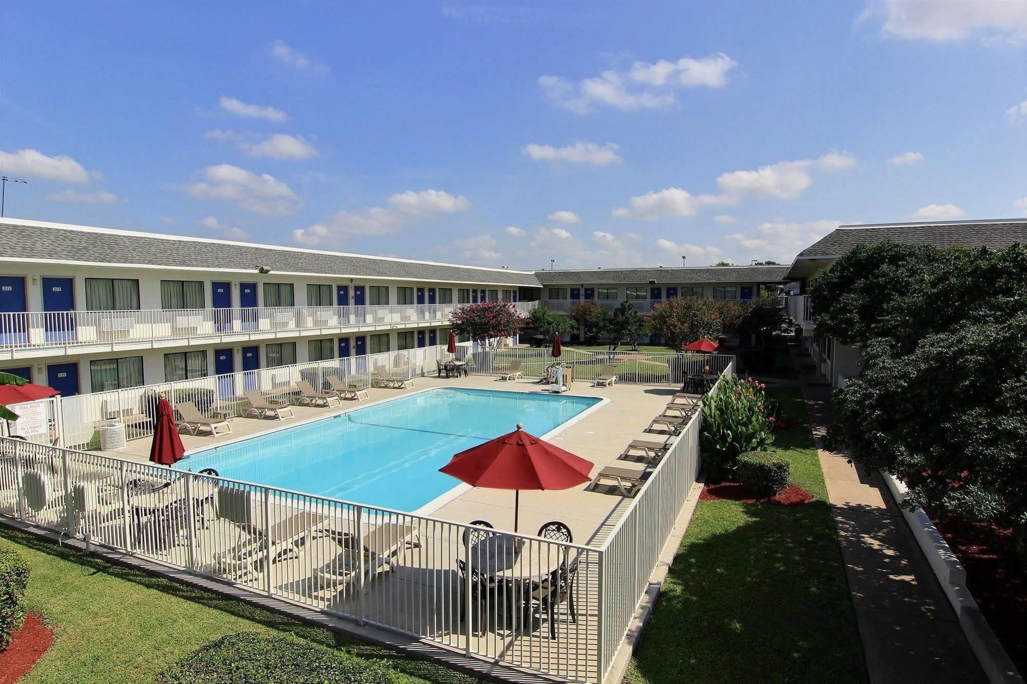 Motel 6-Austin, Tx - North Buitenkant foto